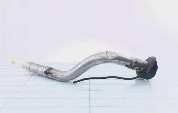 Audi A6 S6 C4 4A Fuel tank filler neck pipe 4A0201129 1J0201550AC