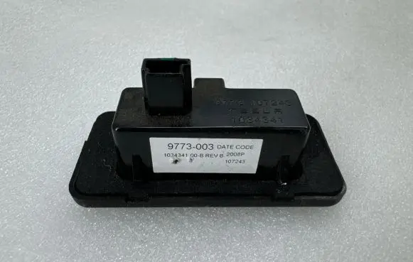 Tesla Model X Number plate light 9773107243 1034341 EFLF
