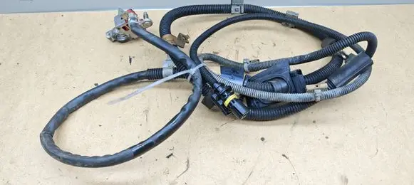 Mercedes-Benz C W204 Positive cable (battery) A2044402613