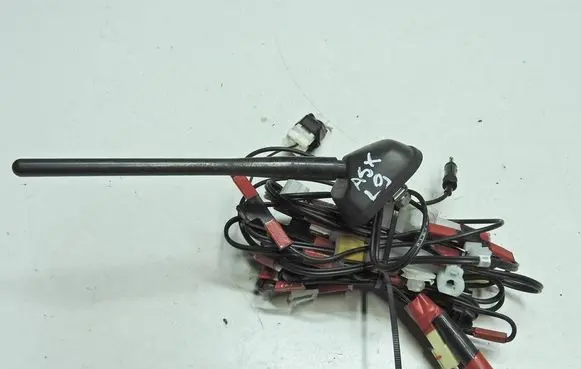 Mitsubishi ASX Radio antenna 