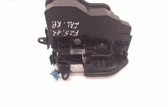 BMW X3 F25 Rear door lock 7318413 1120085