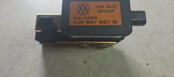 Volkswagen Bora ESP acceleration yaw rate sensor 1J0907657B