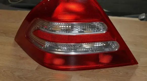 Mercedes-Benz C W203 Rear/tail lights 2038200164
