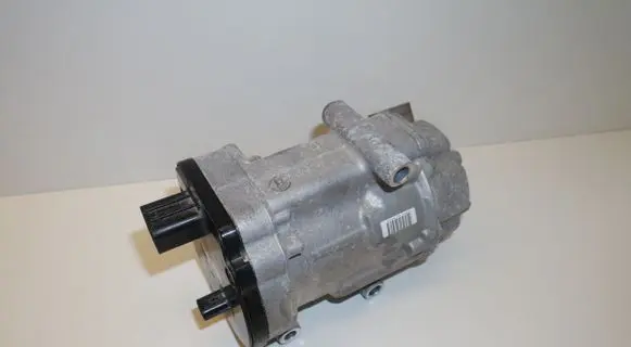 Lexus UX Air conditioning (A/C) compressor (pump) 0424001101