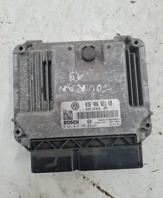 Volkswagen Touran I Engine control unit/module 03G906021KB