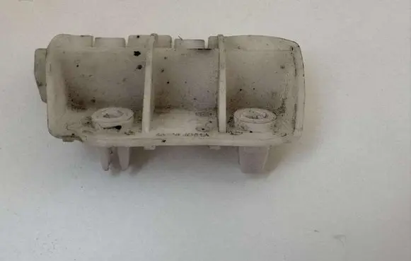 Nissan Qashqai Rear bumper mounting bracket 65226JD01A