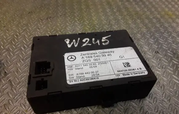 Mercedes-Benz B W245 Gateway control module 1695403945 A1695403945