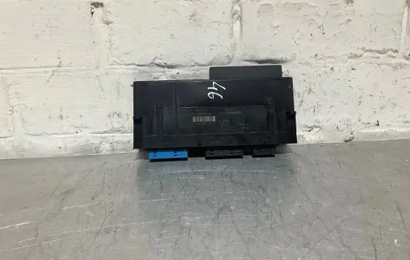 BMW 5 F10 F11 Comfort/convenience module 9244393 10681810
