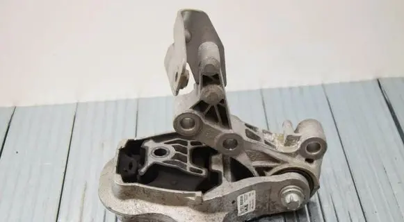 BMW X1 U11 Engine mount bracket 9423382 9799982