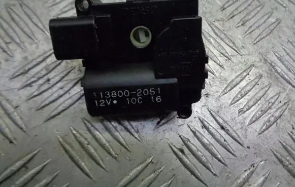 Toyota Corolla Verso E121 A/C air flow flap actuator/motor 113800-2051