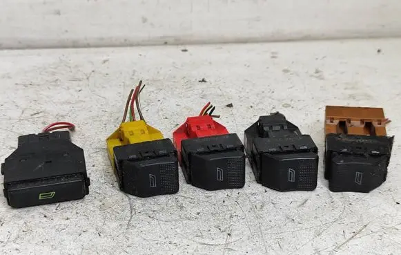 Audi A4 S4 B5 8D Electric window control switch 4D0959855