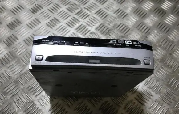 Toyota Corolla Verso AR10 Navigation unit CD/DVD player pz4620037000 pz462-00370-00