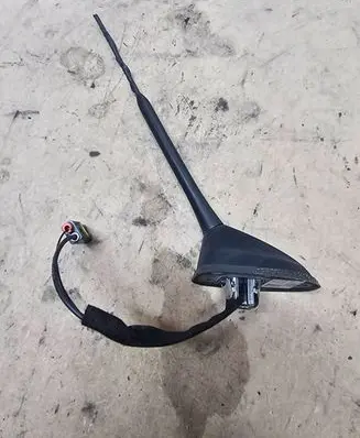 Ford Grand C-MAX Radio antenna AM5T18828CE 20130119 AN3AC