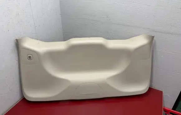 Chrysler Pacifica Tailgate/boot lid cover trim 6PP36PD2AA