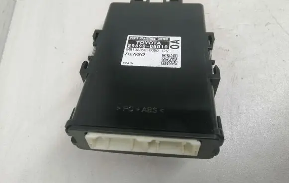 Toyota Avensis T250 Engine control unit/module ECU 8969005010 MB1028500050