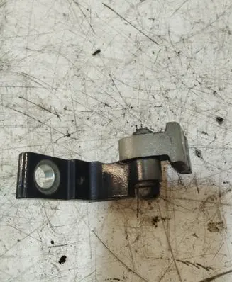 Volkswagen Touran II Rear door upper hinge 
