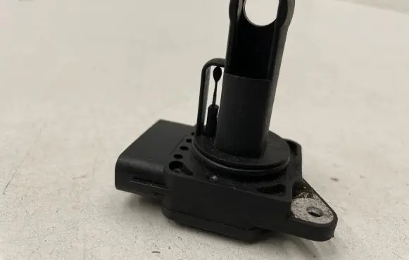 Toyota Corolla Verso AR10 Mass air flow meter 222040N010 070228 MB1974003070