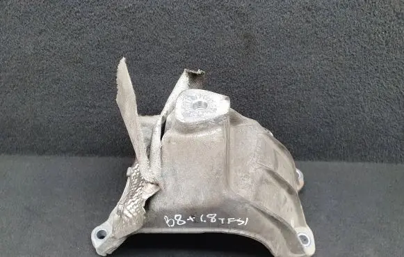 Audi A4 S4 B8 8K Engine mounting bracket 8K0199308CH