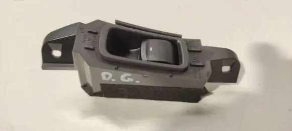 Subaru Legacy Electric window control switch R200