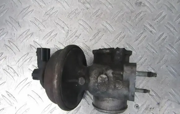 Ford Mondeo Mk III EGR valve