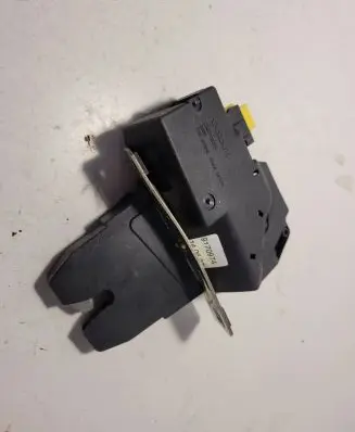 Volvo S80 Tailgate/trunk/boot lock/catch/latch 9170974