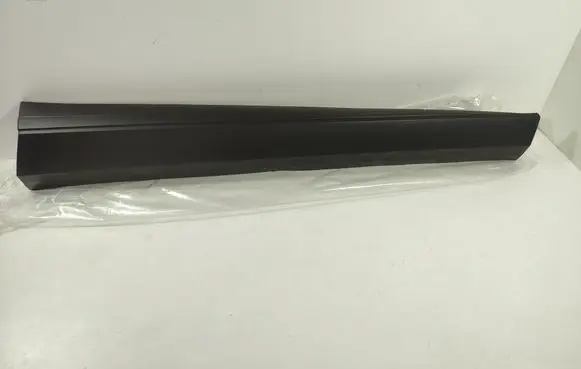 Nissan X-Trail T33 Front door trim (molding) 808706RA0A
