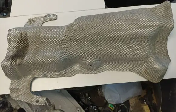 BMW 4 F36 Gran coupe Exhaust heat shield 7241774