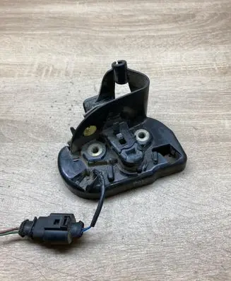 Volkswagen Transporter - Caravelle T5 Front door lock 