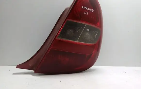Rear/tail lights