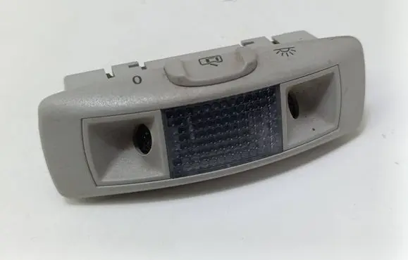 Volkswagen PASSAT B5.5 Front seat light 151446