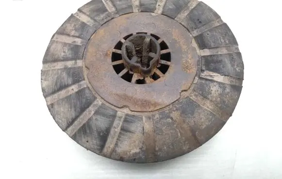 Mercedes-Benz Vito Viano W639 Rear coil spring rubber mount A6393240384