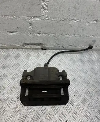 Nissan Navara D23 Front brake caliper