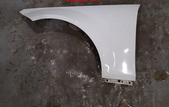 Mercedes-Benz C W204 Fender 2048810901 2048800118
