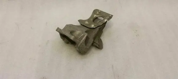 BMW 1 F20 F21 Engine mounting bracket 6788607