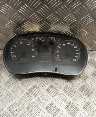 Volkswagen Polo Speedometer (instrument cluster) 6Q0920800P