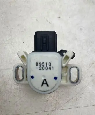 Lexus CT 200H Clutch pedal sensor 89510