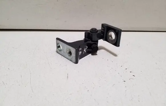 Skoda Octavia Mk3 (5E) Rear door upper hinge 8K0831402B