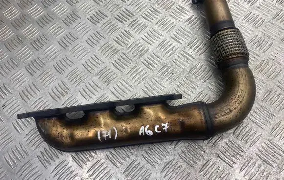 Audi A6 C7 Exhaust manifold 059253033AQ