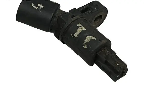Volkswagen Golf IV ABS brake wheel speed sensor 1J0927807B