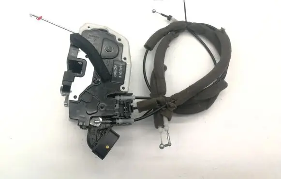 Nissan Micra Coupe door lock (next to the handle) 