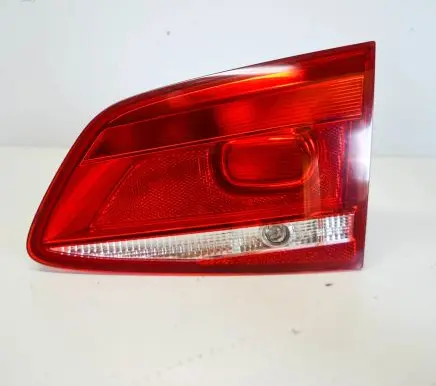 Volkswagen PASSAT B7 USA Tailgate rear/tail lights 3AF945094J