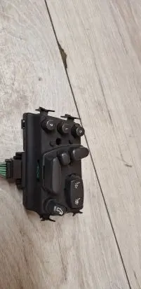 Chrysler Pacifica Seat heating switch 0YD13TRMAD