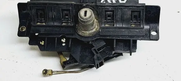 Audi A3 S3 8L Tailgate/trunk/boot exterior handle 4B0827565H
