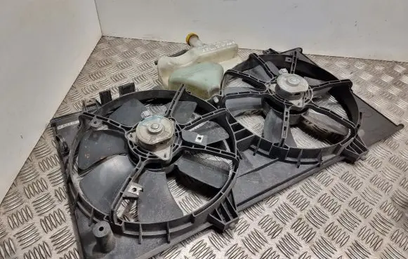 Mazda 6 Radiator cooling fan shroud L510 2210508