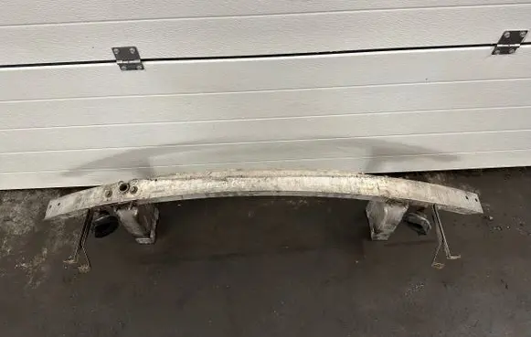 Mercedes-Benz CLS C218 X218 Front bumper cross member