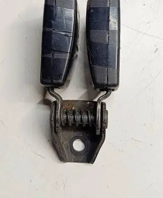 Volkswagen Scirocco Middle seatbelt buckle (rear) 8J8857739BS8 8J8857739B 21082008