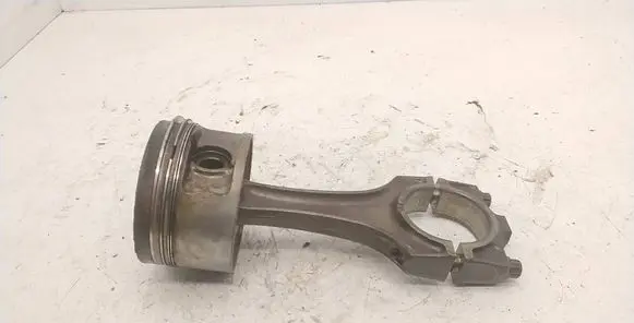 BMW 3 E30 Piston with connecting rod 84V143 94St74