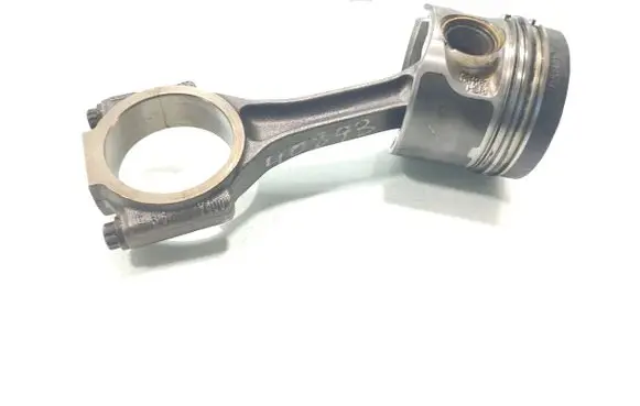 Skoda Superb B6 (3T) Piston with connecting rod 