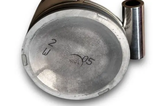 Nissan Almera N16 Piston Q139 120107J626