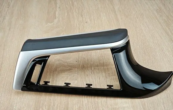 BMW 5 G30 G31 G38 Dashboard side end trim 9890162
